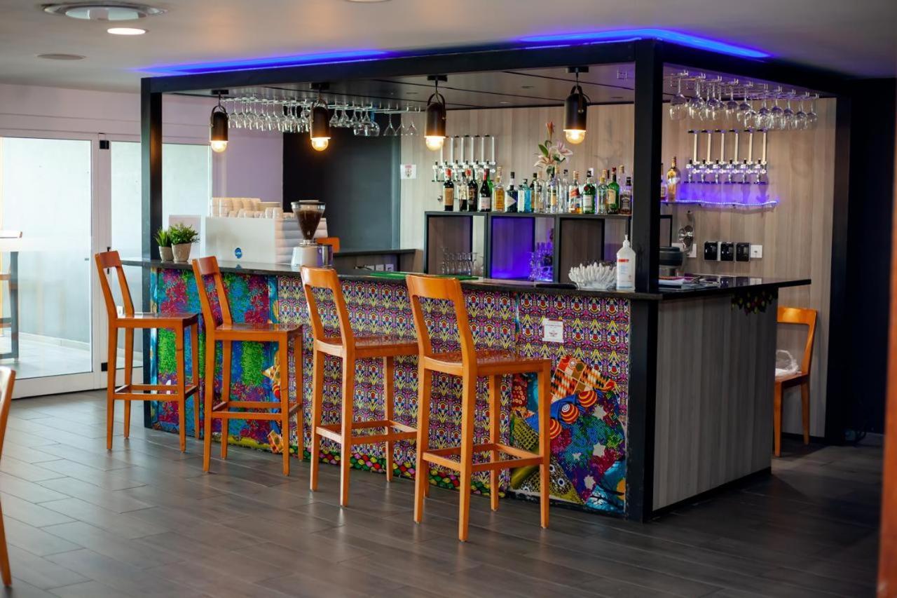 Onomo Hotel Мапуту Екстер'єр фото