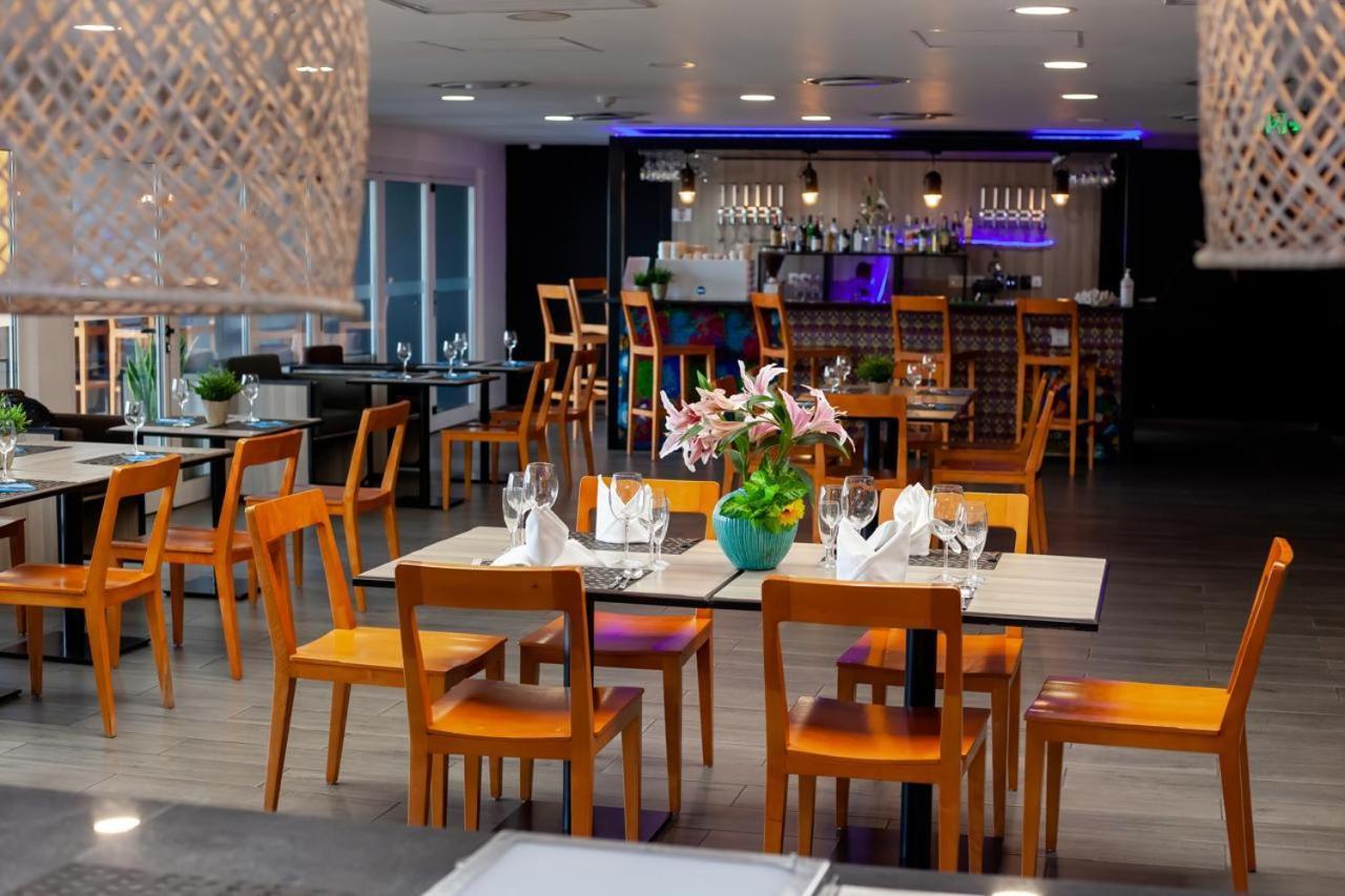 Onomo Hotel Мапуту Екстер'єр фото